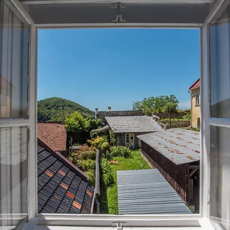 Pod Starou Vezi Apartment Stramberk